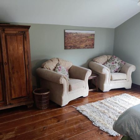 Pleck Barn Bed & Breakfast Ansty  Bagian luar foto