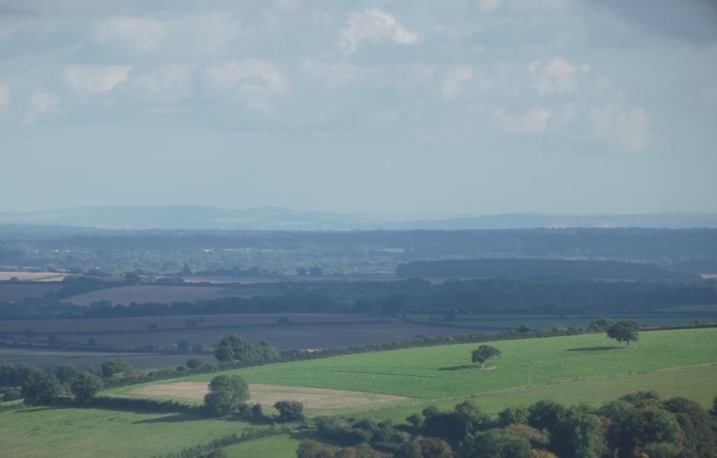 Pleck Barn Bed & Breakfast Ansty  Bagian luar foto