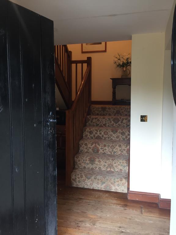 Pleck Barn Bed & Breakfast Ansty  Bagian luar foto