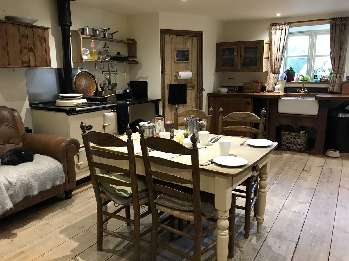 Pleck Barn Bed & Breakfast Ansty  Bagian luar foto
