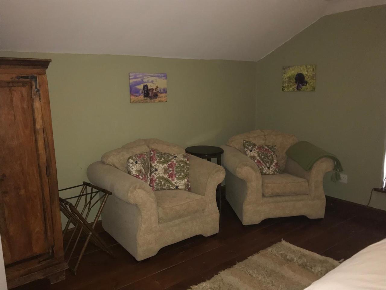 Pleck Barn Bed & Breakfast Ansty  Bagian luar foto