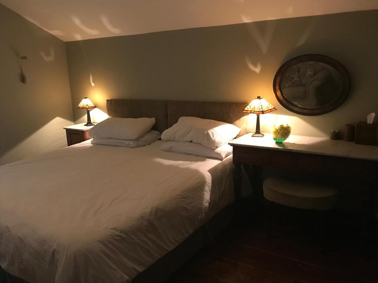 Pleck Barn Bed & Breakfast Ansty  Bagian luar foto