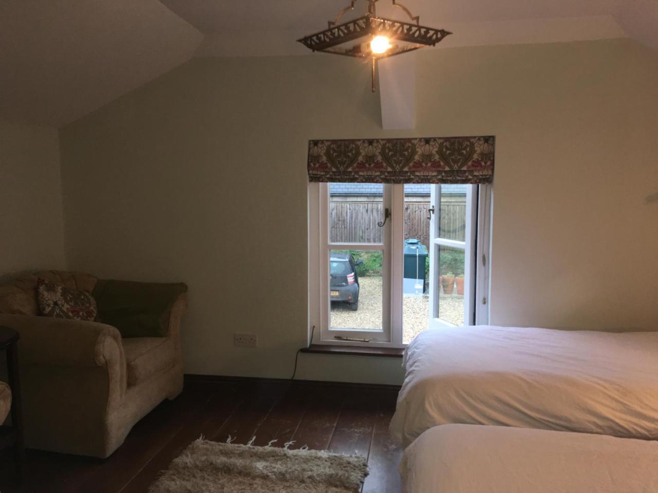Pleck Barn Bed & Breakfast Ansty  Bagian luar foto